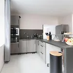 - Jacuzzi Privatif - Fer Rêver 63 Appartement
