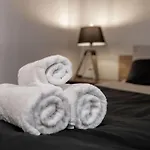 - Jacuzzi Privatif - Fer Rêver 63 *