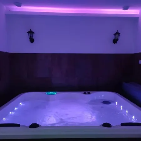 - Jacuzzi Privatif - Fer Rêver 63 Appartamento Thiers