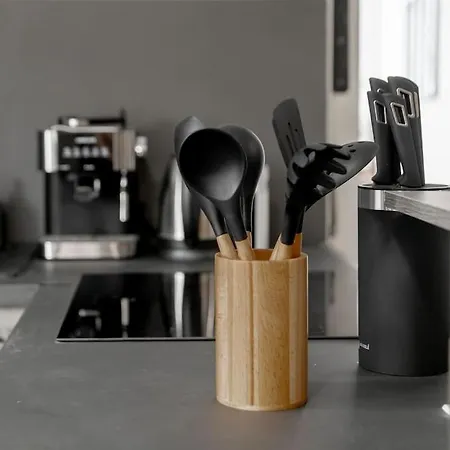 - Jacuzzi Privatif - Fer Rêver 63 * Thiers